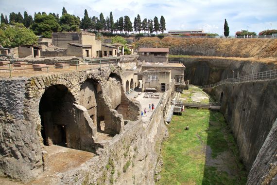 Herculaneum old beach waterfront and residences above