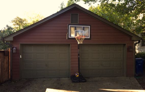 Basketball garage