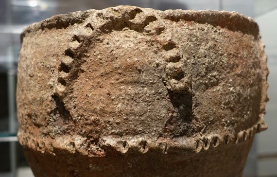 Biconical BA burial urn detail SalisburyMuseum