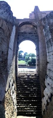 Flavian amphitheatre vertical