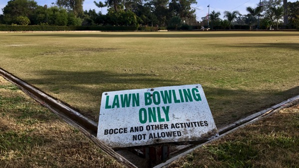 Lawn bowling