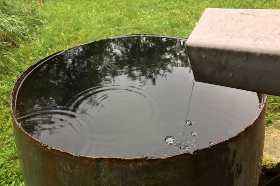 Rain barrel