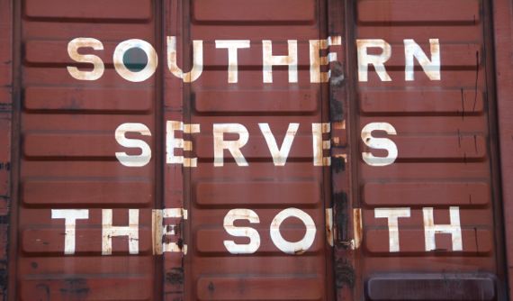 Southern serves T south